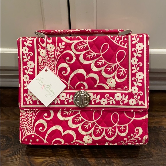 Vera Bradley Handbags - Vera Bradley purse